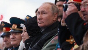 Armi nucleari tattiche in Bielorussia, la risposta di Putin a Londra