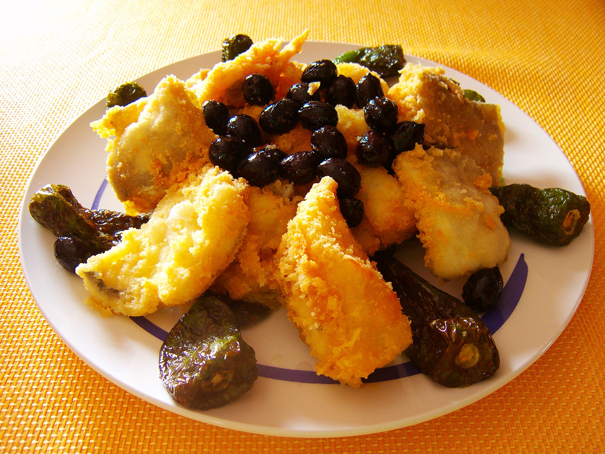 baccalc3a0-fritto-con-olive-nere-e-friggitelli