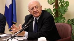 Campania zona gialla, card vaccino: ordinanza, cosa si può fare