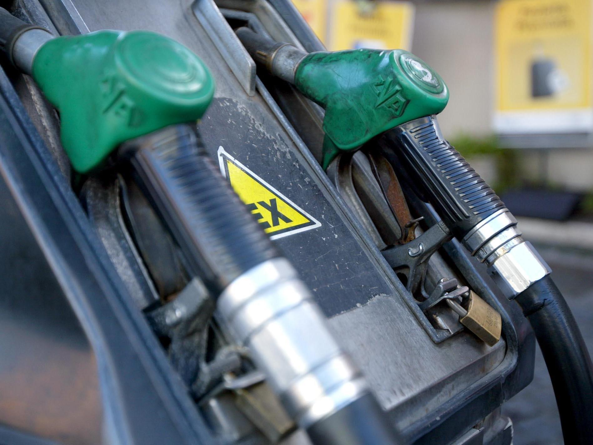Carburanti oggi, i prezzi di benzina e diesel