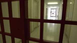 Carceri, Cirielli: "Via patria potestà a madri condannate in via definitiva"