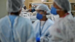Covid Brasile, nuovo picco di decessi: 2280 in ultime 24 ore