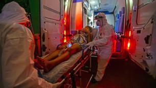 Covid Brasile, riesumati morti per far posto a nuove vittime