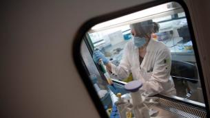Covid, farmaci antidepressivi 'scudo' contro danni gravi: lo studio