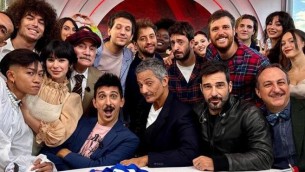 Expo 2030, il graffio di Fiorello sul flop di Roma: "Con 30 milioni al massimo ci copri una buca"