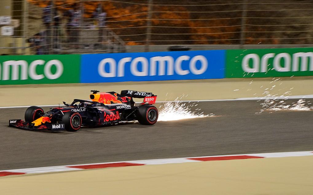 F1, Verstappen in pole in Bahrain: Leclerc quarto con Ferrari