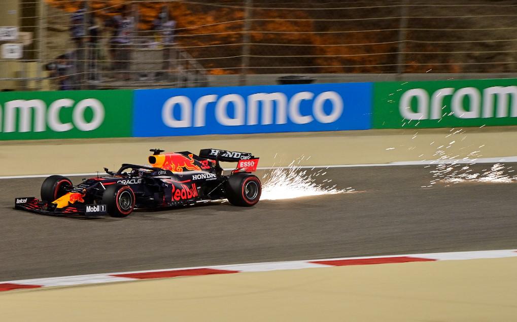 F1, Verstappen in pole in Bahrain: Leclerc quarto con Ferrari