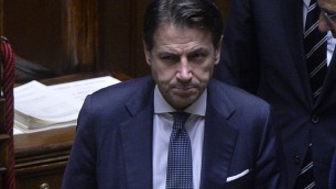Migranti, Conte: "Nessuno si permetta di paragonarmi a destra"