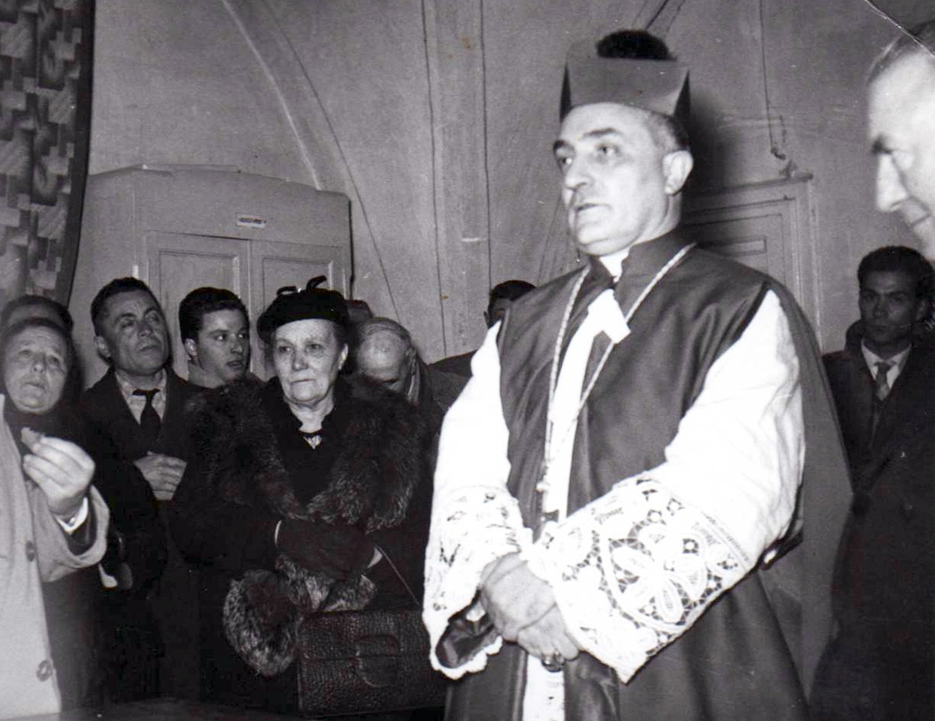 Monsignore Renato Luisi