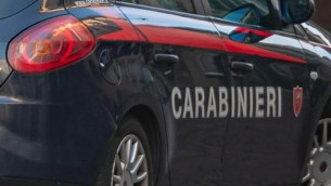 Napoli, violenta l'ex fidanzatina sotto minaccia di morte: arrestato 17enne