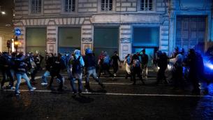 No Green pass, scontri Roma con assalto Cgil: 6 nuove misure