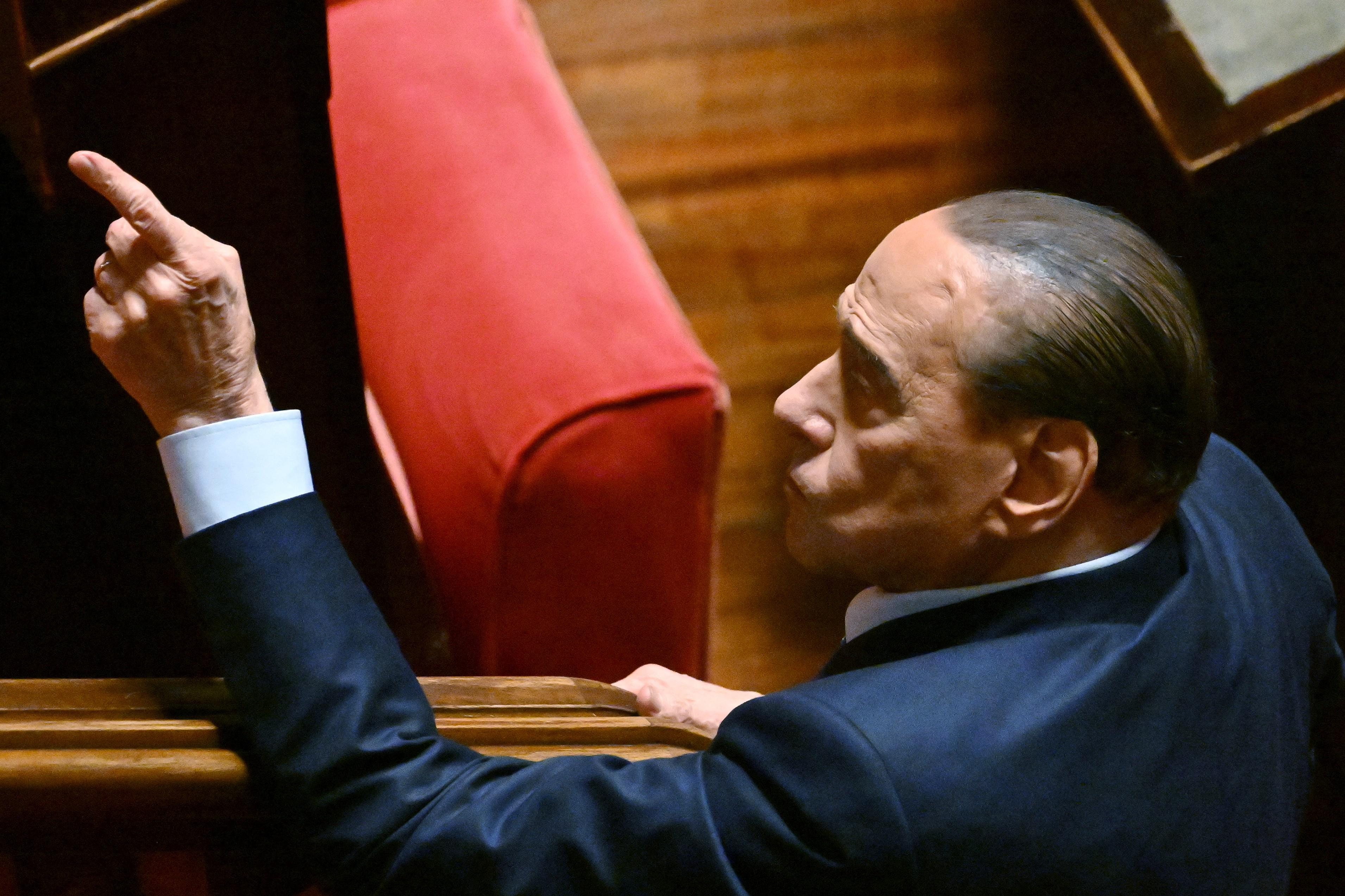 Putin e giustizia, le troppe parole di Berlusconi sulla strada del governo
