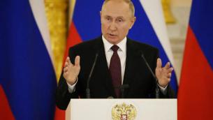 Putin: "Usa vogliono distruggere anche Italia e altri competitori europei"