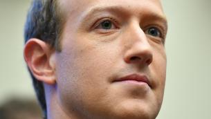 Russia vieta ingresso anche a Mark Zuckerberg