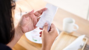 Scontrini pazzi, consigli e trucchi per evitare le fregature