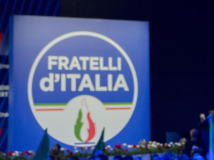 Sondaggi politici: Fratelli d'Italia stabile, crescono M5S e Lega