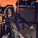Steven Tyler in rehab, Aerosmith rimandano tour