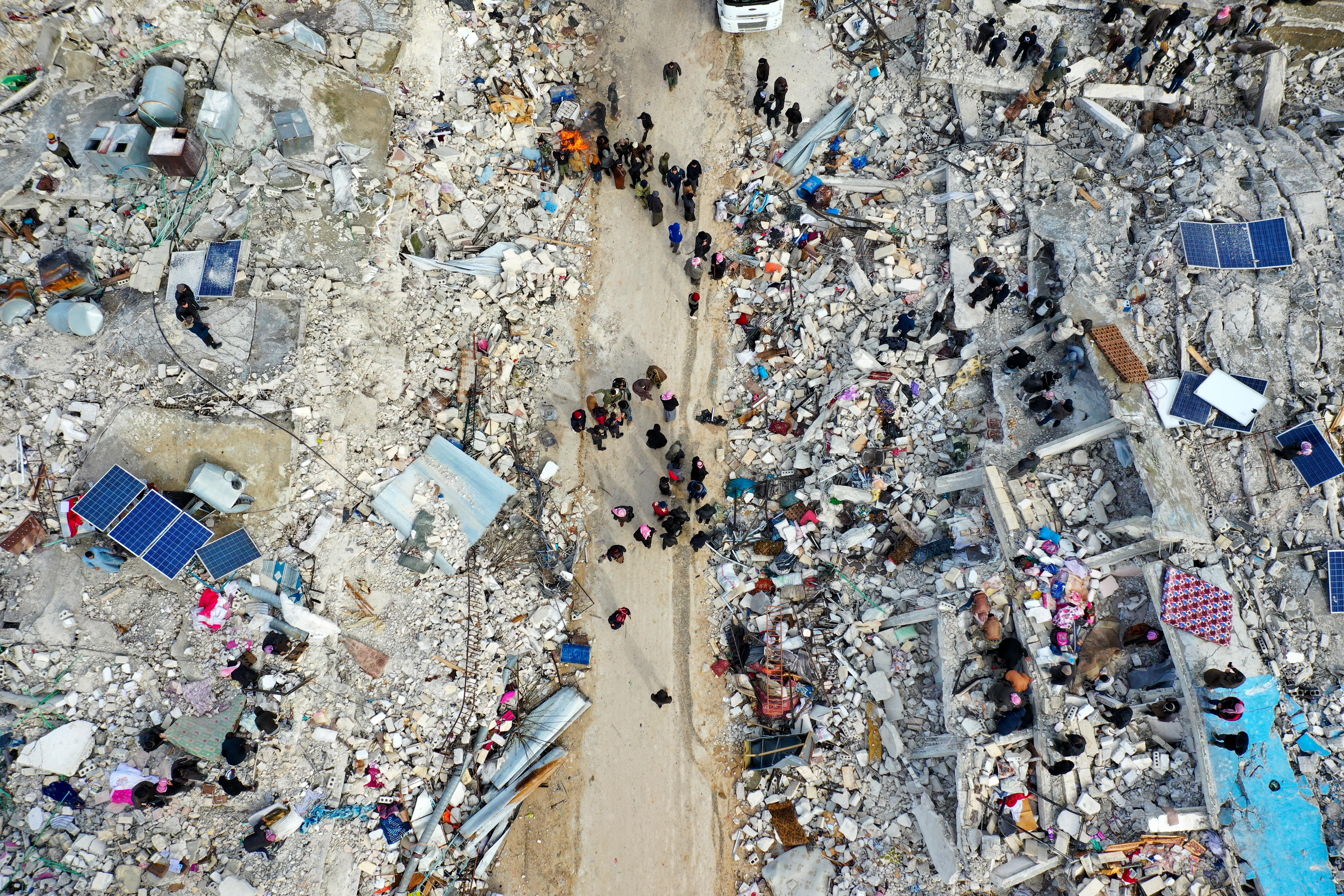 Terremoto Turchia e Siria, cresce il bilancio dei morti: oltre 4