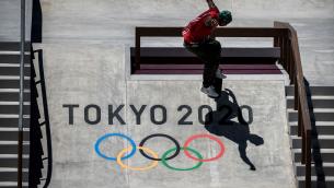Tokyo 2020, domani cerimonia: boom contagi covid in città
