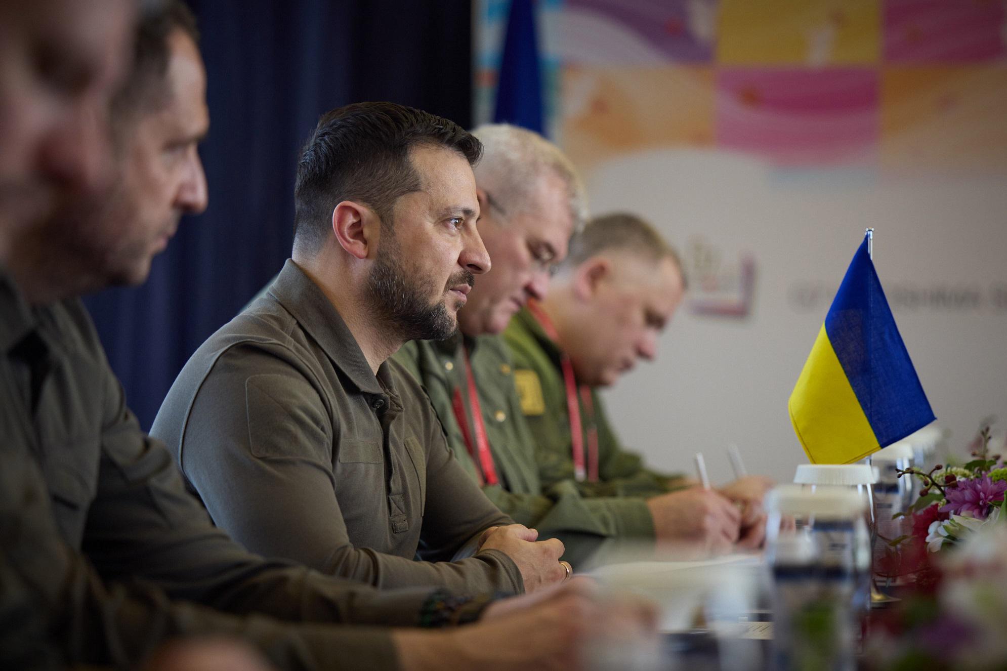 Ucraina-Russia, Zelensky: "Buone notizie da Bakhmut, Mosca sa che vinceremo"