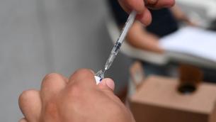 Vaccini Italia, il report: "Più di mezzo milione al giorno di media"
