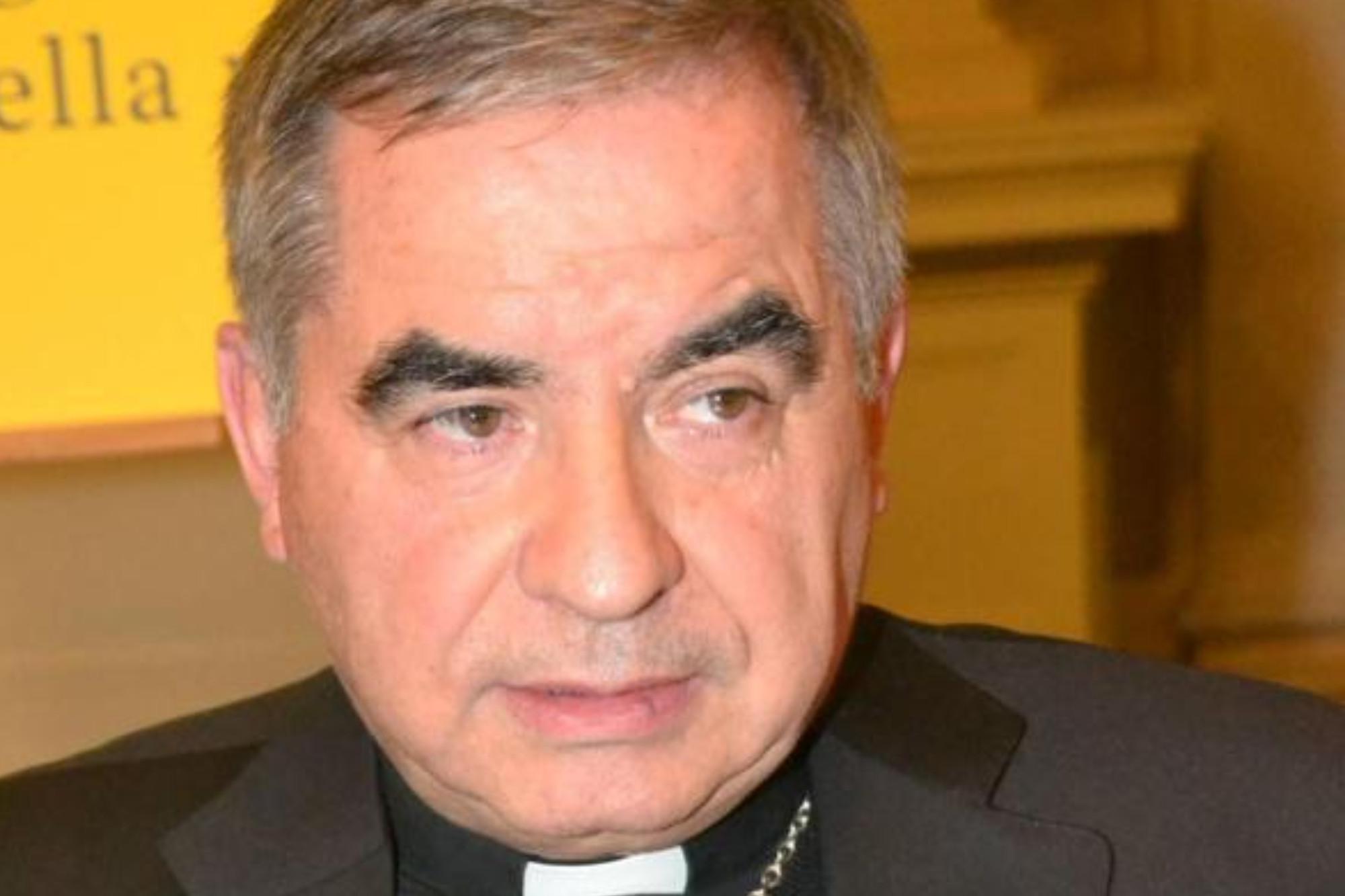 Vaticano, legali famiglia Becciu: "Chat sfogo privato, irrilevanti penalmente"