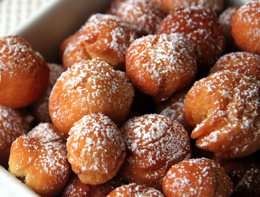 1000full-castagnole-italian-sweet-fried-dough-balls