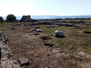 Resti abbazia SS Trinità Mileto (foto Ciappina)