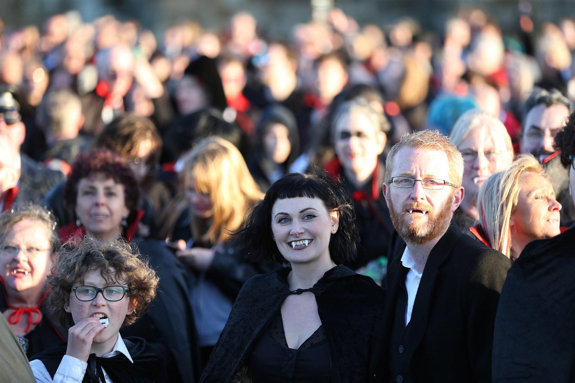 125 anni di Dracula, in Gb raduno record di 'vampiri'