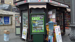 L'edicola di Domenico Cerminara a Lamezia Terme