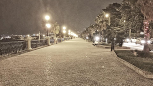 Il Lungomare Falcomatà di Reggio Calabria, ieri ricoperto dalla neve