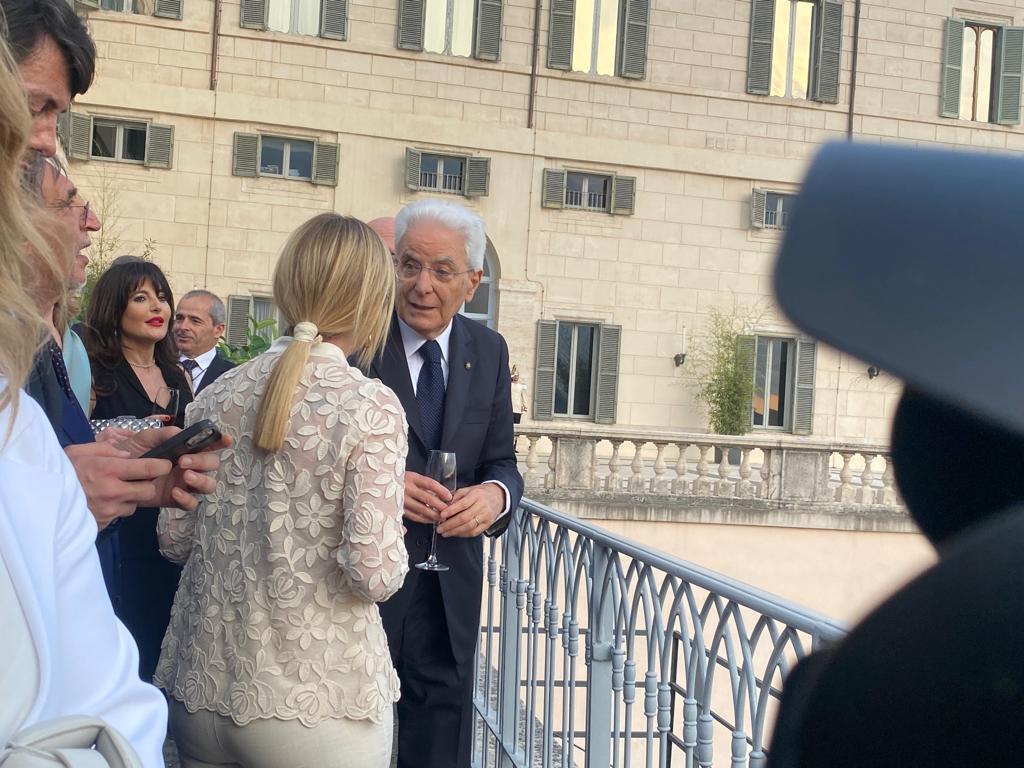 2 giugno, Meloni brinda con Mattarella: "Alla Repubblica"