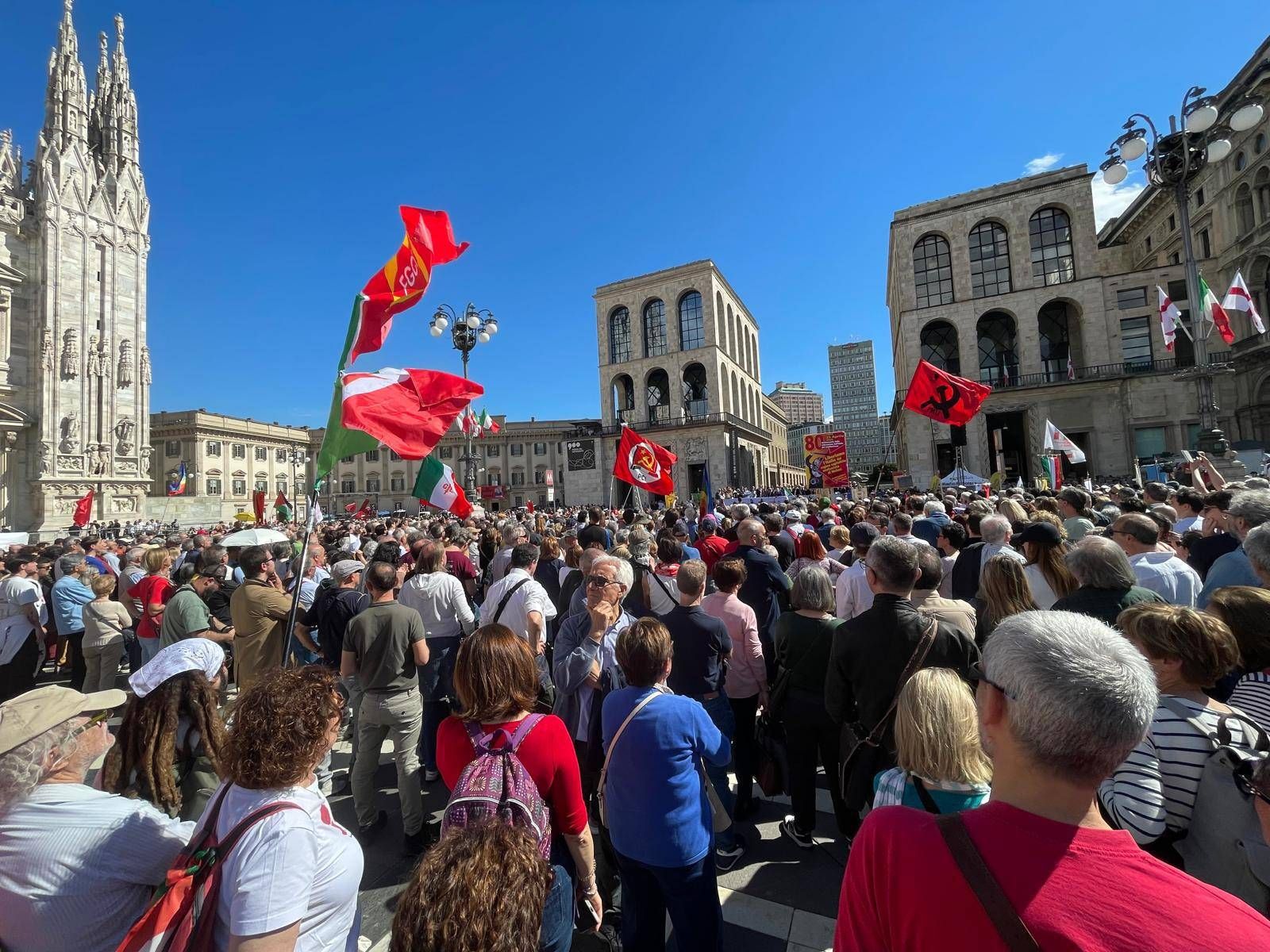 25 aprile, a Milano palestinesi contestano Sala