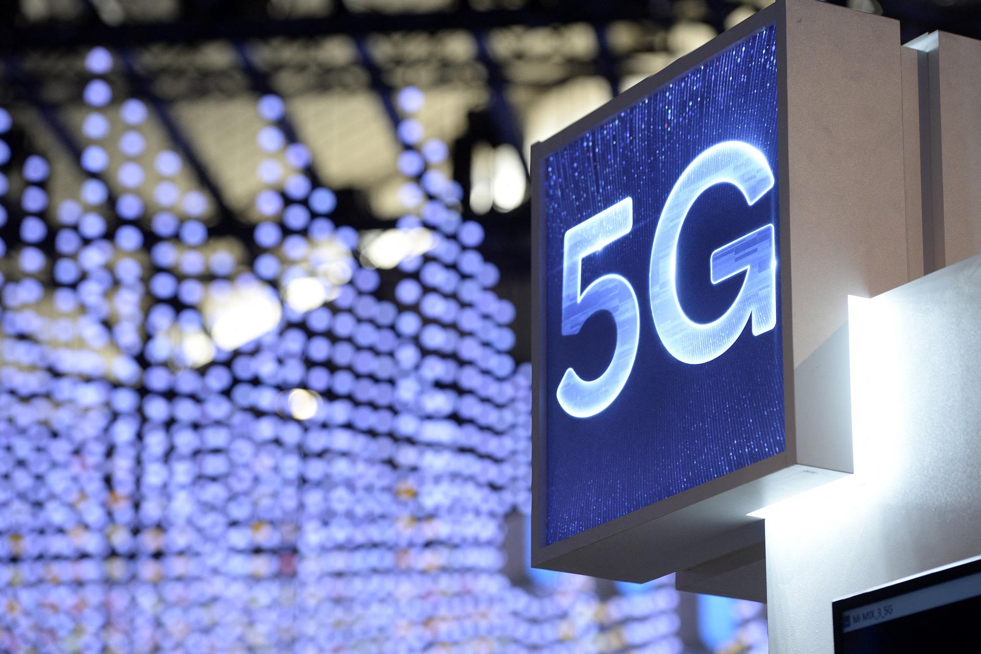 5G, timori per interferenze: negli Usa pioggia di voli cancellati
