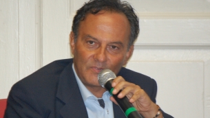 Il giornalista e scrittore Antonio Cannone
