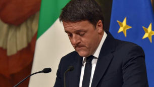 Matteo Renzi  annuncia le sue dimissioni dopo la netta sconfitta del Sì al Referendum