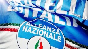 bandiera-di-fratelli-ditalia-alleanza-nazionale-800x564