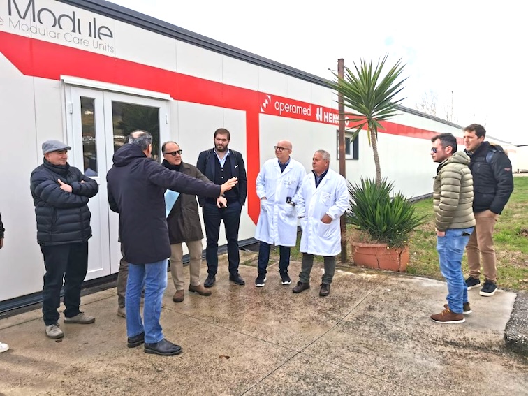 consegna-lavorio-padiglione-lamezia-10-01-2025-04