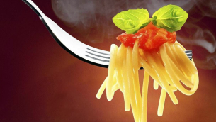 Copia-di-spaghetti-al-pomodoro-1312x679