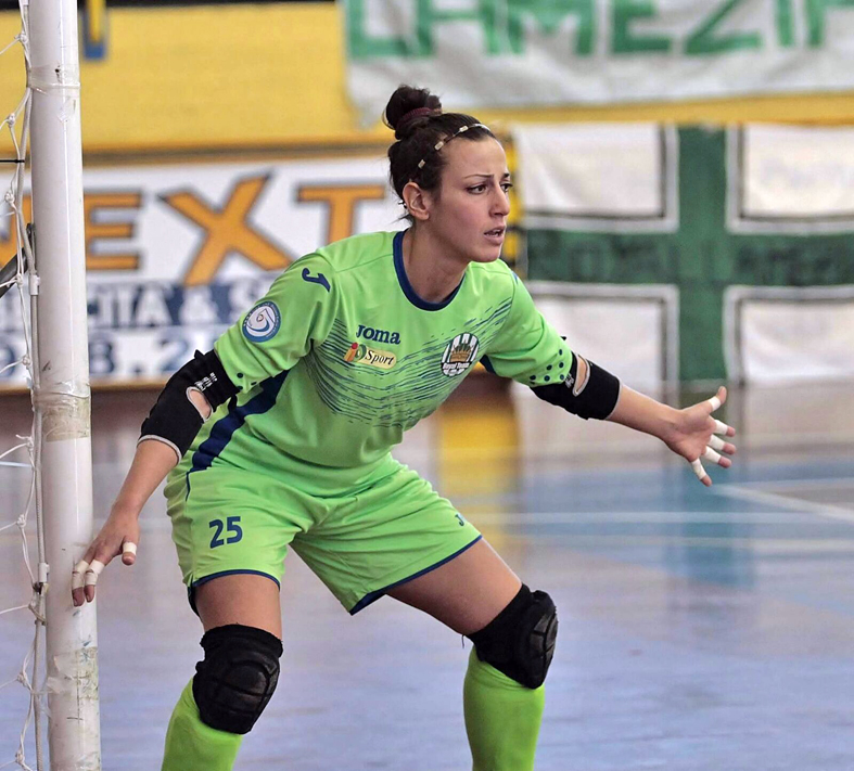 Il portiere Tiziana Liuzzo, tra  le migliori in campo a Vittoria