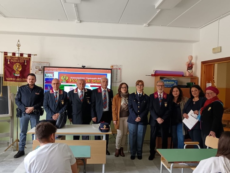 incontro-polizia-a-pianopoli-1