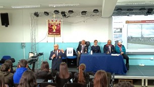 incontro-alla-scuola-media-manzoni-2
