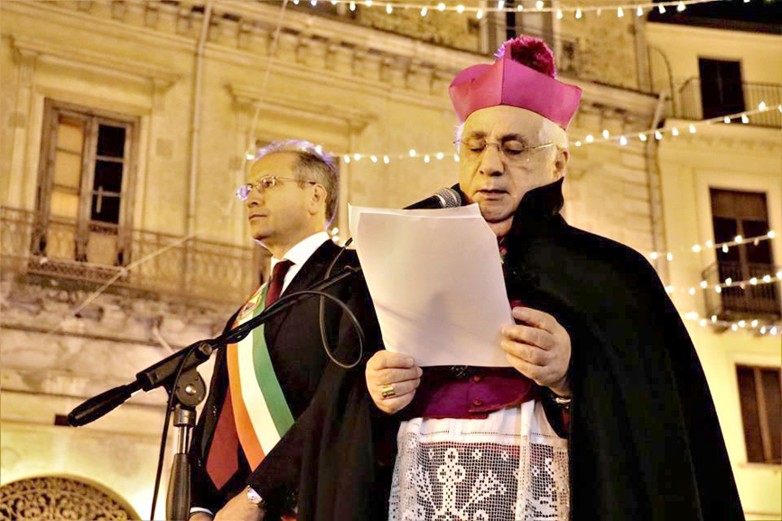 Il sindaco Mascaro ed il vescovo Cantafora