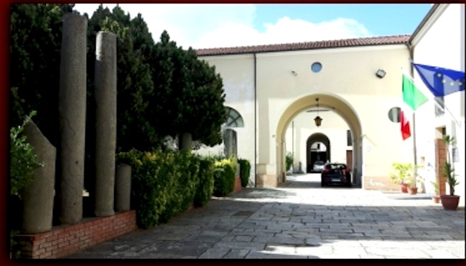 museo-statale-di-mileto-cortile