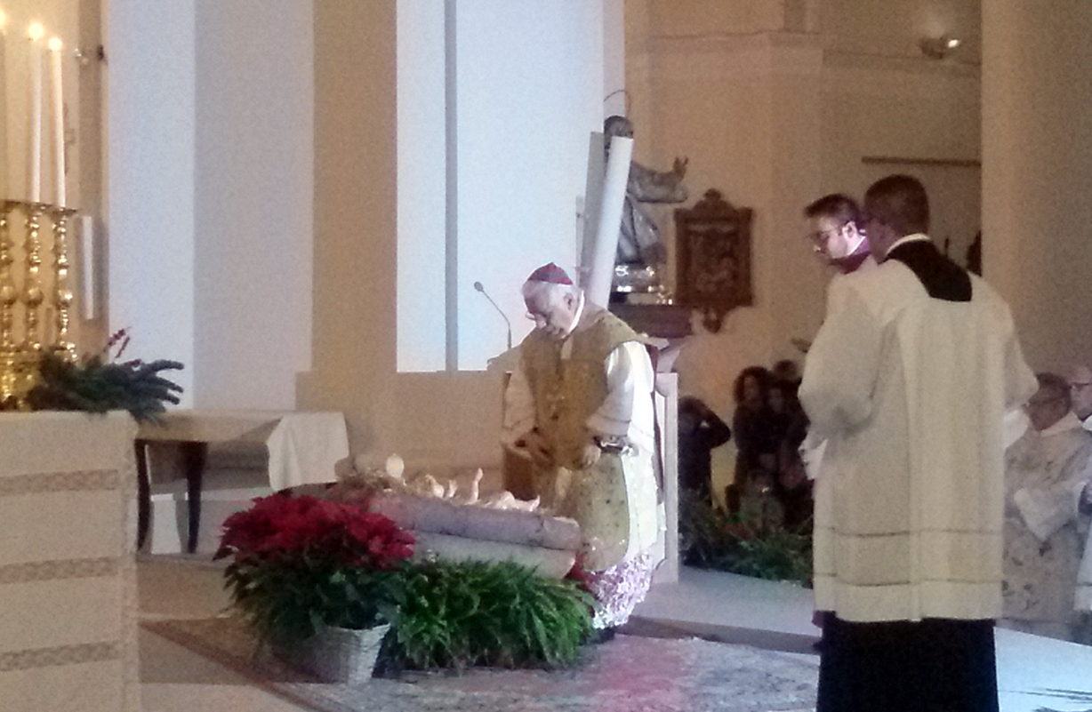 Il vescovo Cantafora in Cattedrale a Natale dello scorso anno
