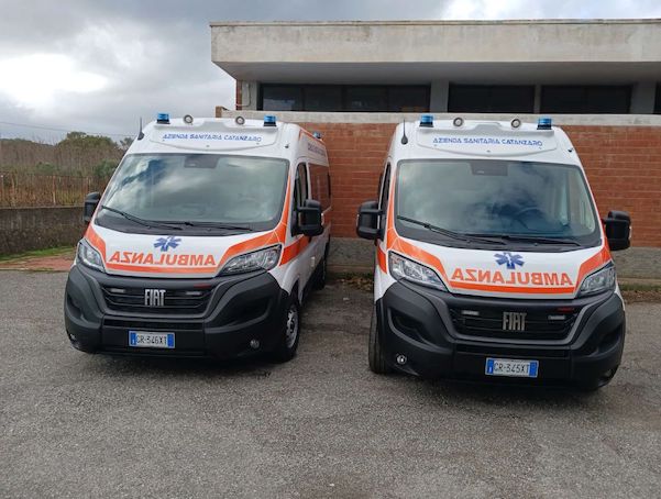 nuove-ambulanze-asp-catanzaro_29-11-2023