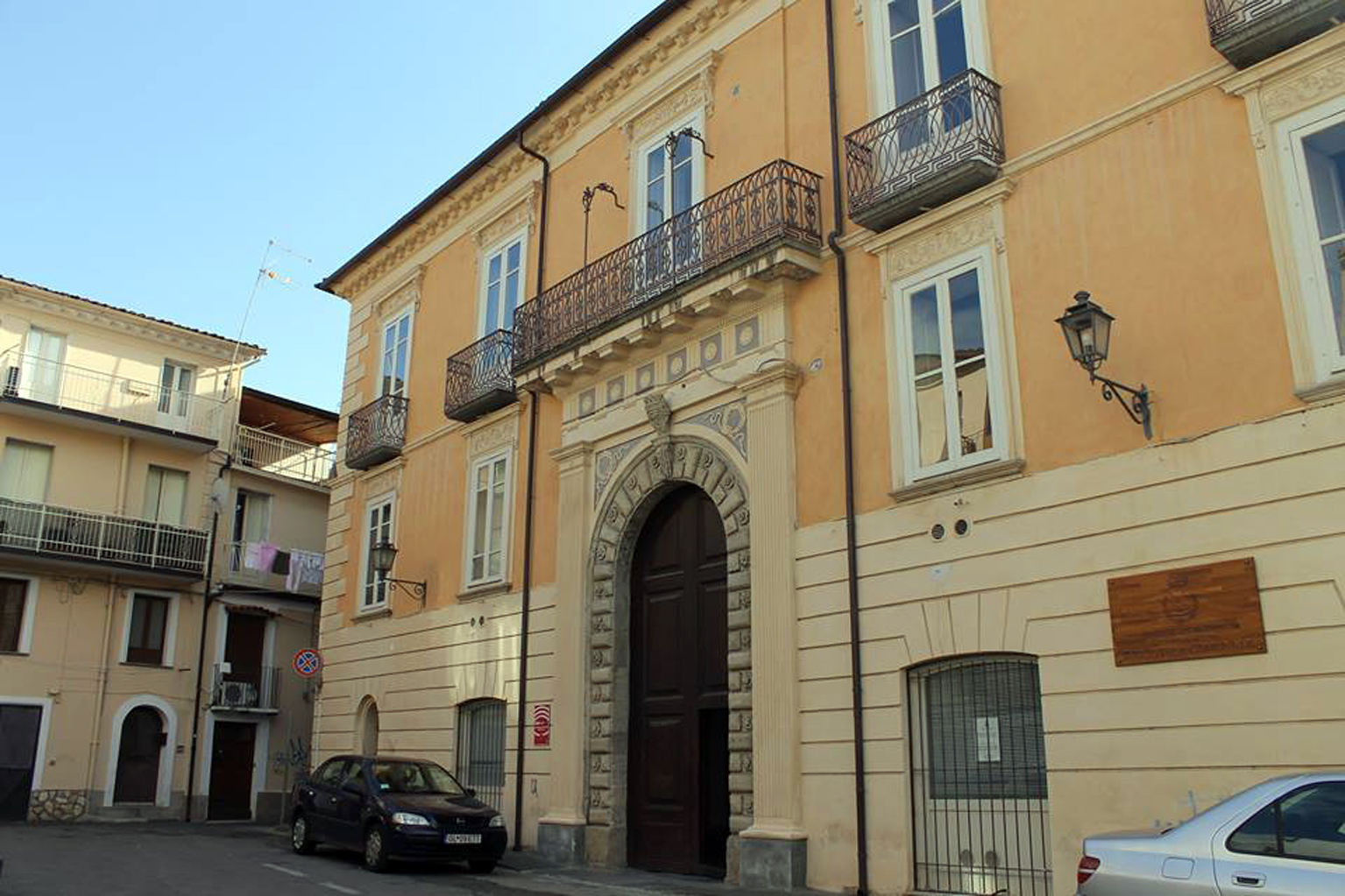 Palazzo Nicotera, sede della Biblioteca comunale