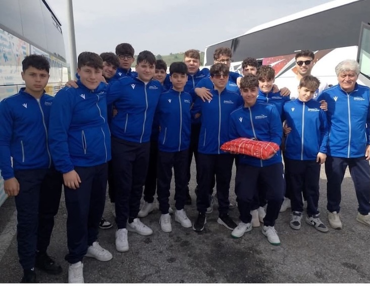 pallanuoto-allievi-arvalia-nuoto-lamezia