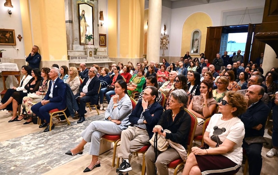 pubblico-taurianova-capitale-del-libro_chiesetta-degli-artisti