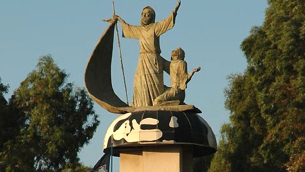 La statua di San Francesco di Paola a Catona (Reggio Calabria)